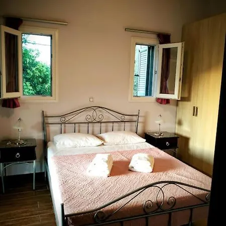 *orizontas*/5' From Town-sea/mountain View